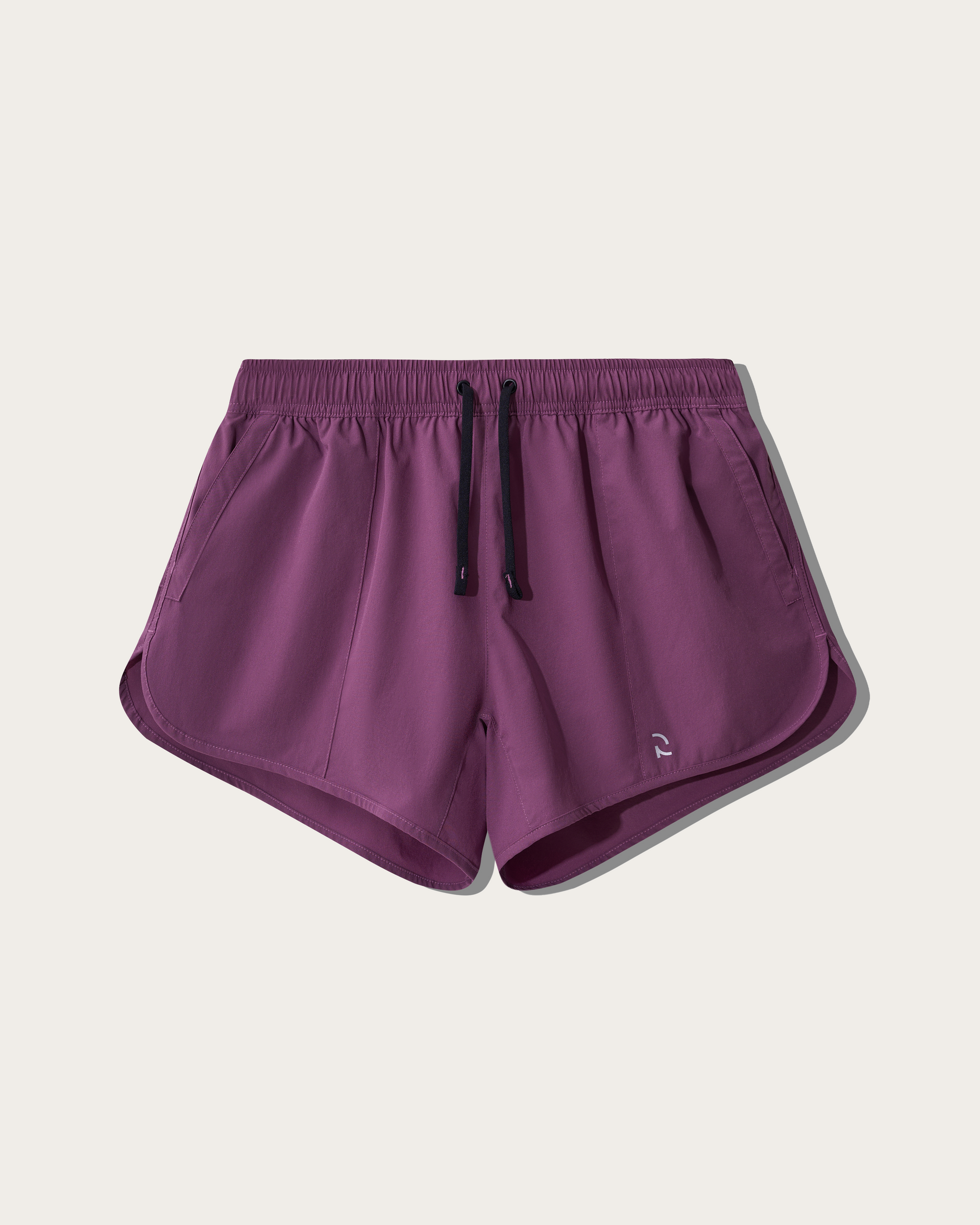 SHORT 01 — SIGNATURE CUT