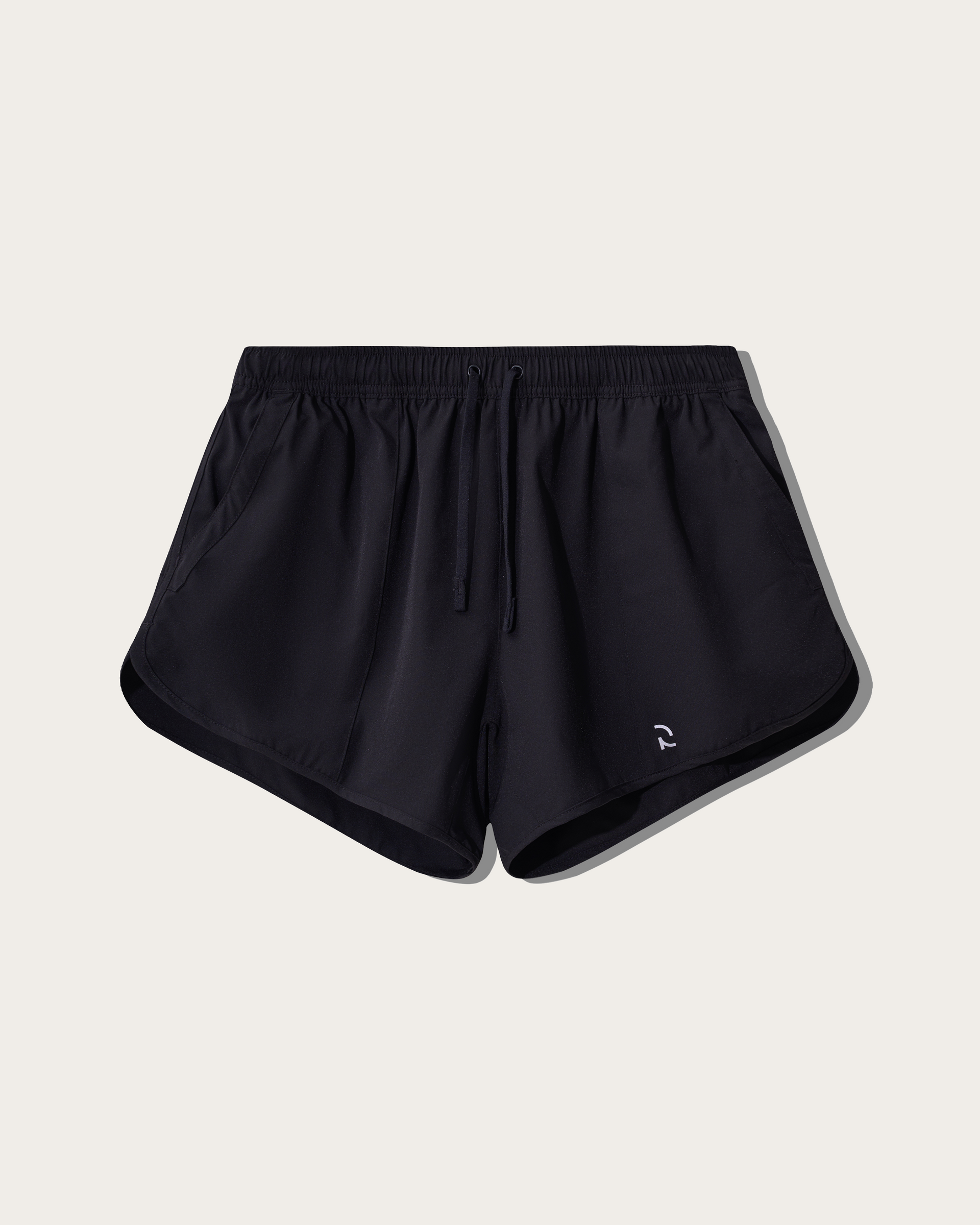 SHORT 01 — SIGNATURE CUT