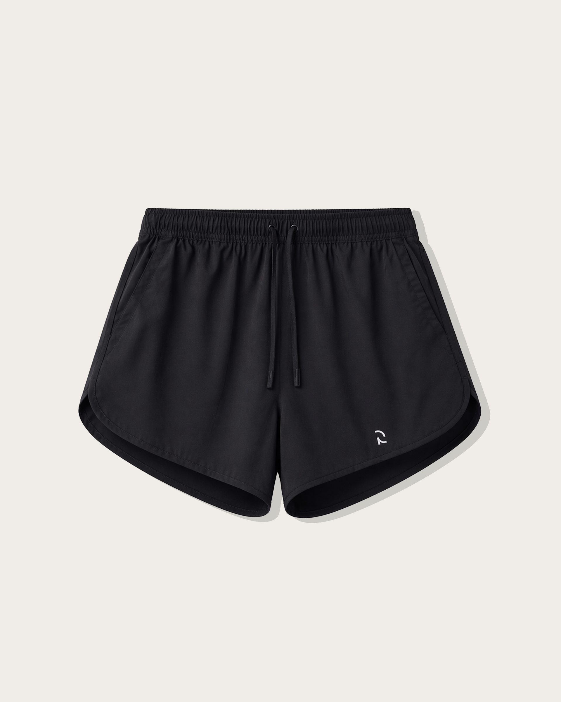 SHORT 01 — SIGNATURE CUT